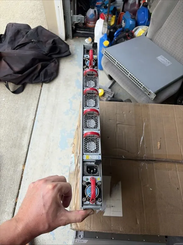 Коммутатор DCS-7150S-24 Arista 24-Port 10G SFP+ Switch B020 — фото лота 4