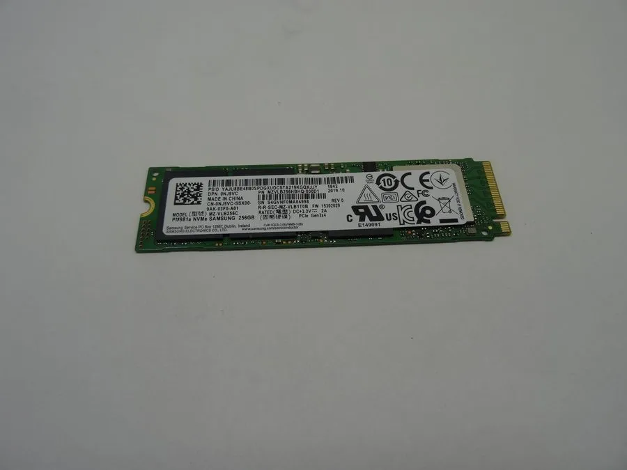 SSD-накопитель SAMSUNG PM981A PCIE NVME SSD SOLID STATE MZ-VLB256C 256GB 0NJ9VC