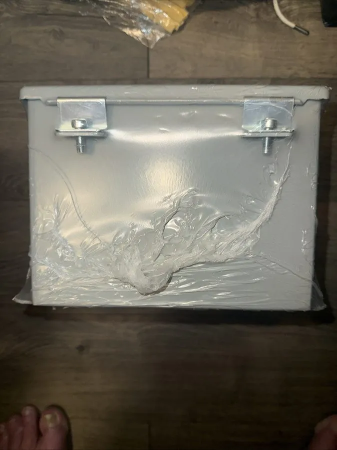 Монтажный шкаф nVent Hoffman Enclosure Box Continuous Hinge w Clamps CH Type 8"x — фото лота 1