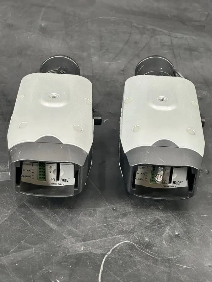 Камера Pelco IX10DN Sarix Network Day/Night Camera — фото лота 1