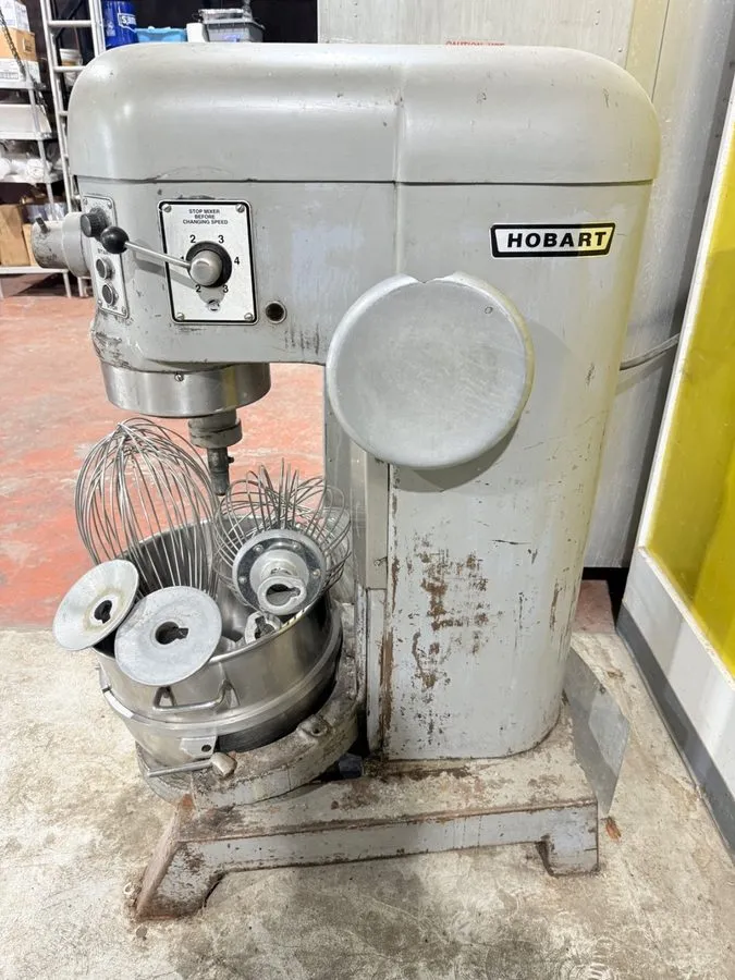 Миксер Hobart H-600T 60qt Commercial Mixer Bakery/Pizza Dough Mixer 3 Phase 220v