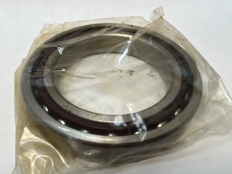 Подшипник SKF 7020-CGA/P4 Bearing 100x150x24 mm 7020C Italy — фото лота 1