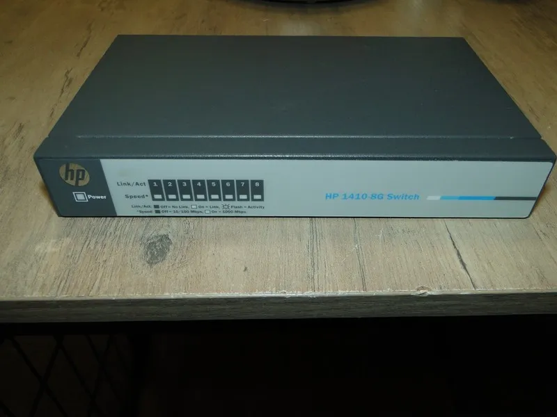 Коммутатор HP J9559A Network Switch 1410-8G