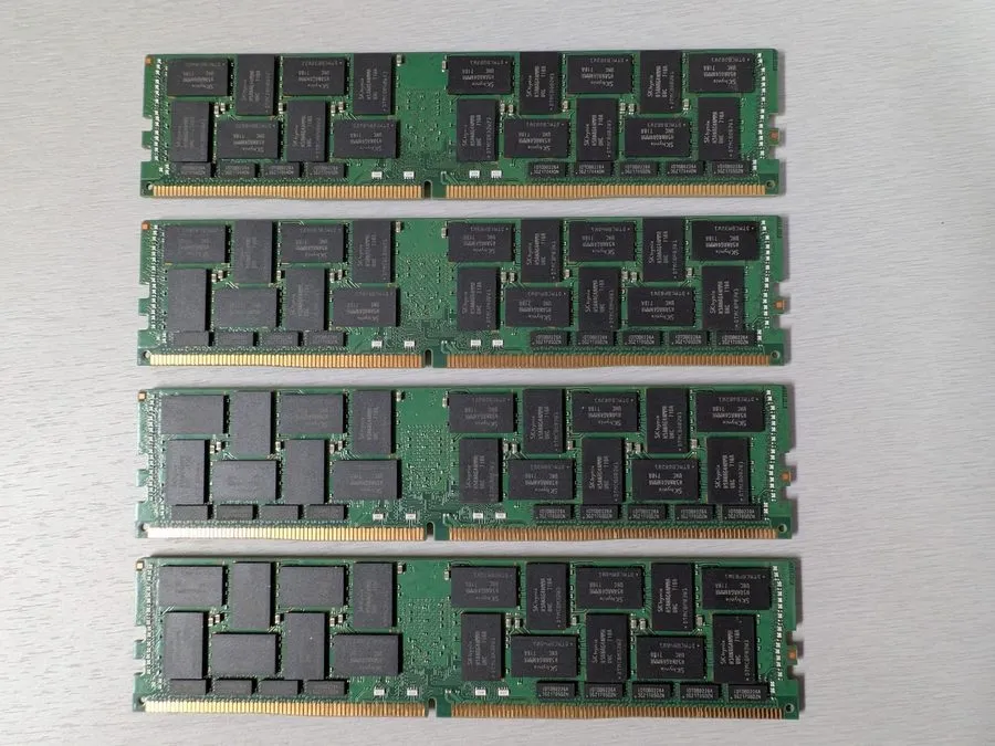 Модуль памяти Dell SNP29GM8C/64G 64GB 2400MHz DDR4 PC4-19200 ECC Registered LRDI
