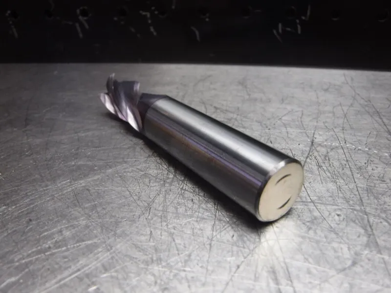 Режущий инструмент CTMI 5/8" Carbide Endmill 4 Flute 5/8 x 5/8 4F .030 Crnr Rad — фото лота 2