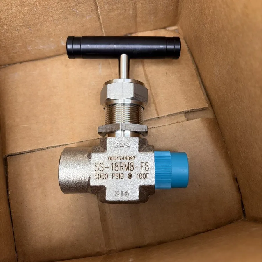 Клапан Swagelok SS-18RM8-F8 Stainless Steel Integral Bonnet Needle Valve FNSP