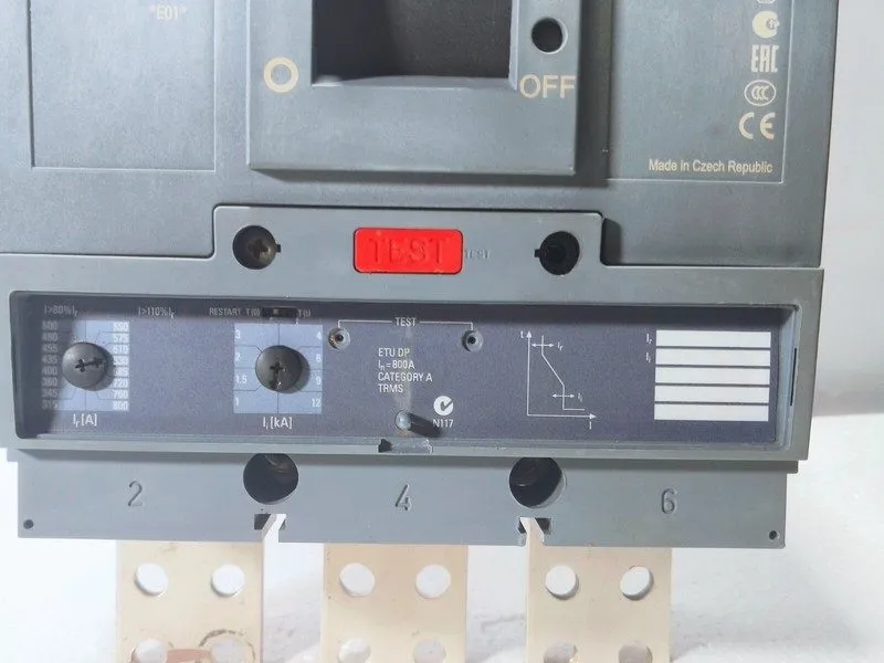 Автоматический выключатель 3VT4710-3AA30-0AA0 Siemens 3‑Pole 1000A Circuit Break — фото лота 1