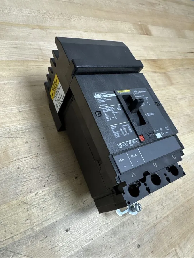 Автоматический выключатель SQUARE D HDA36030 30 amp 3p 18kA@480v PowerPact I lin