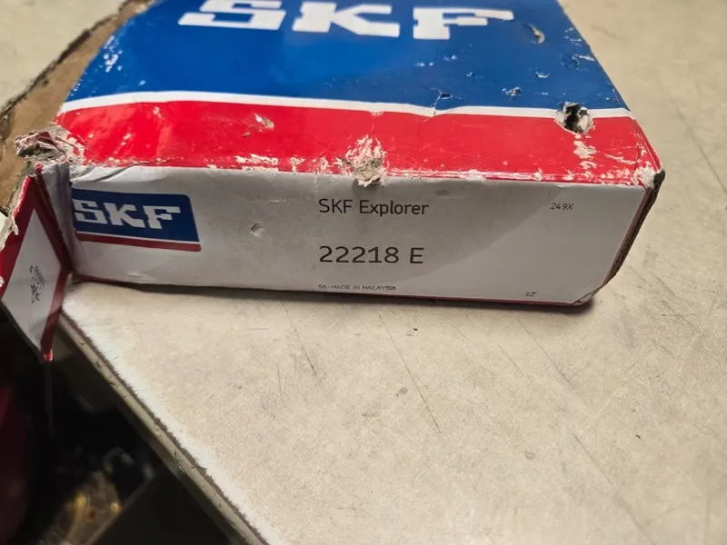Подшипник SKF 22218E C4 SPHERICAL ROLLER BEARING 90x160x40mm