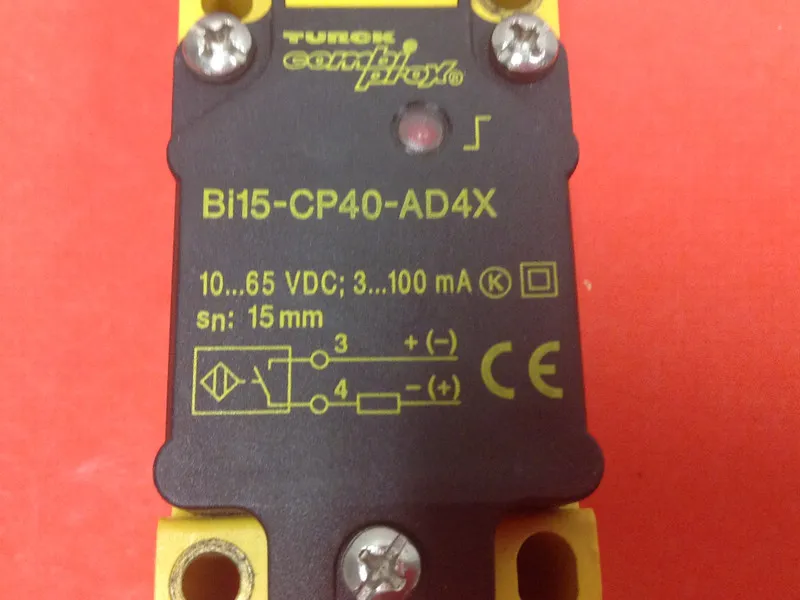 Датчик приближения TURCK Bi15-CP40-AD4X P/N 4660 INDUCTIVE PROXIMITY SENSOR UNUS