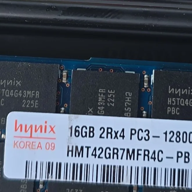 Модуль памяти 1X 16GB Hynix HMT42GR7MFR4C-PB 2Rx4 PC3-12800R DDR3 ECC REG 1.5