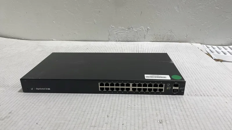 Коммутатор Ubiquiti EdgeSwitch 24 Lite 24-Port Gigabit Rackmount Switch ES-24-Li