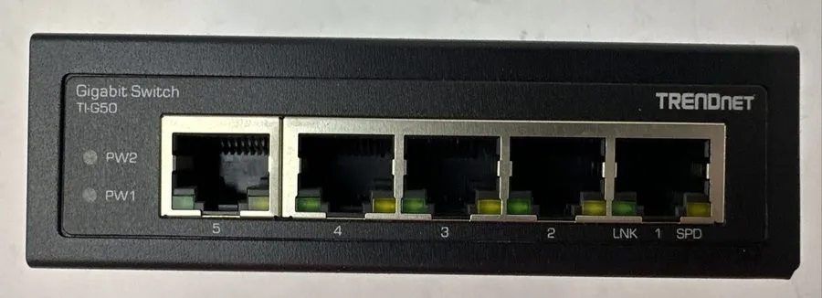 Коммутатор TRENDnet TI-G50 5-Port Hardened Industrial Gigabit DIN-Rail Switch 12