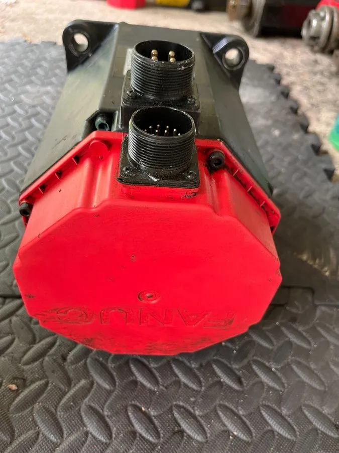 Серводвигатель Fanuc A06B-0141-B075 AC Servo Motor