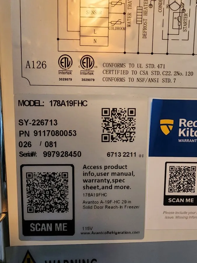 Морозильный шкаф Avantco A-19F-HC 29" Solid Door Reach-In Freezer — фото лота 2