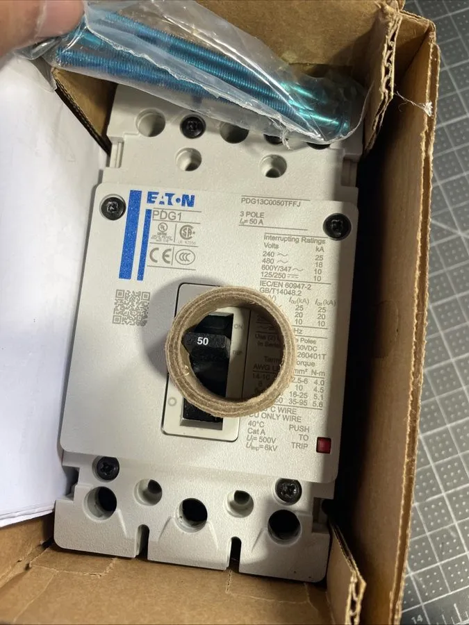 Автоматический выключатель EATON PDG1 CUTLER HAMMER 50 Amp 3 Pole 480V Circuit B — фото лота 2