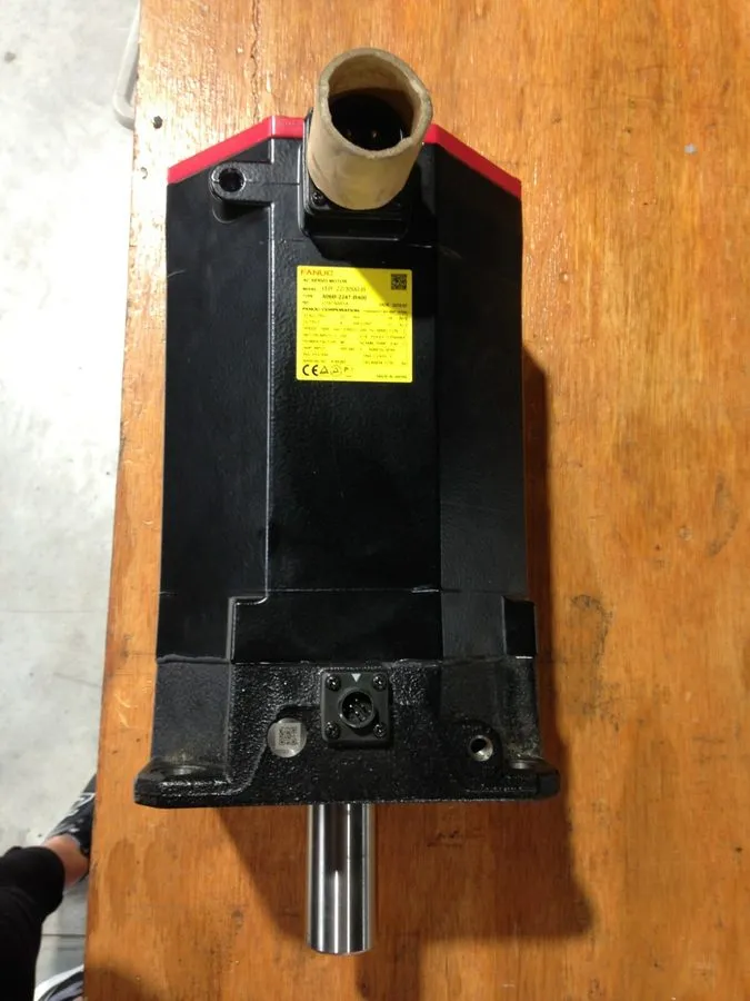 Серводвигатель FANUC A06B-2247-B400 AC Servo Motor — фото лота 1