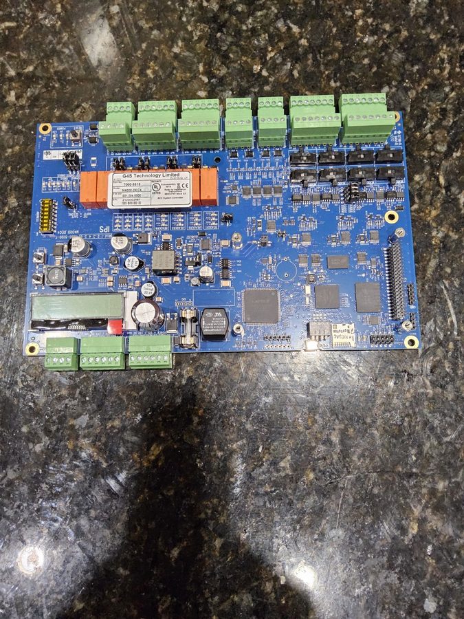 Контроллер AMAG Symmetry M4000-DEC4 Four Door Entry Controller [CTD]