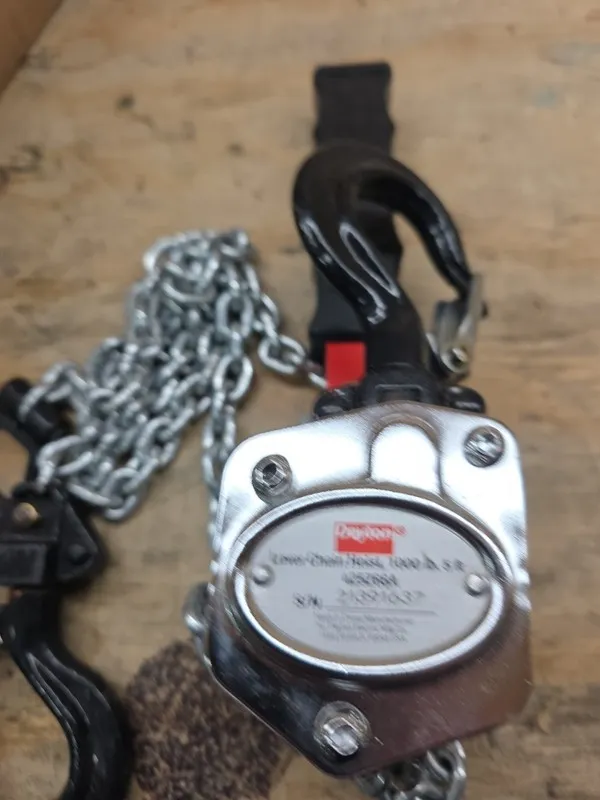 Таль Dayton 425Z66 Lever Chain Hoist, 1, 000 Lb Load Capacity, 5 Ft Hoist Lift