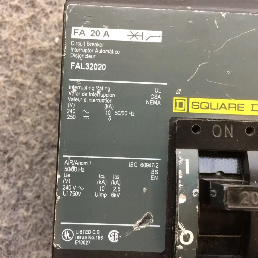 Автоматический выключатель SQUARE D THERMAL MAGNETIC CIRCUIT BREAKER FAL34020 20