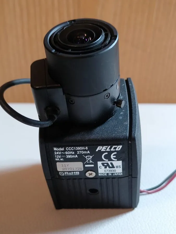 Камера Pelco CCC1390H-6 Surveillance Color Camera W/ 530TVL 5-50mm WDR OSD D/N