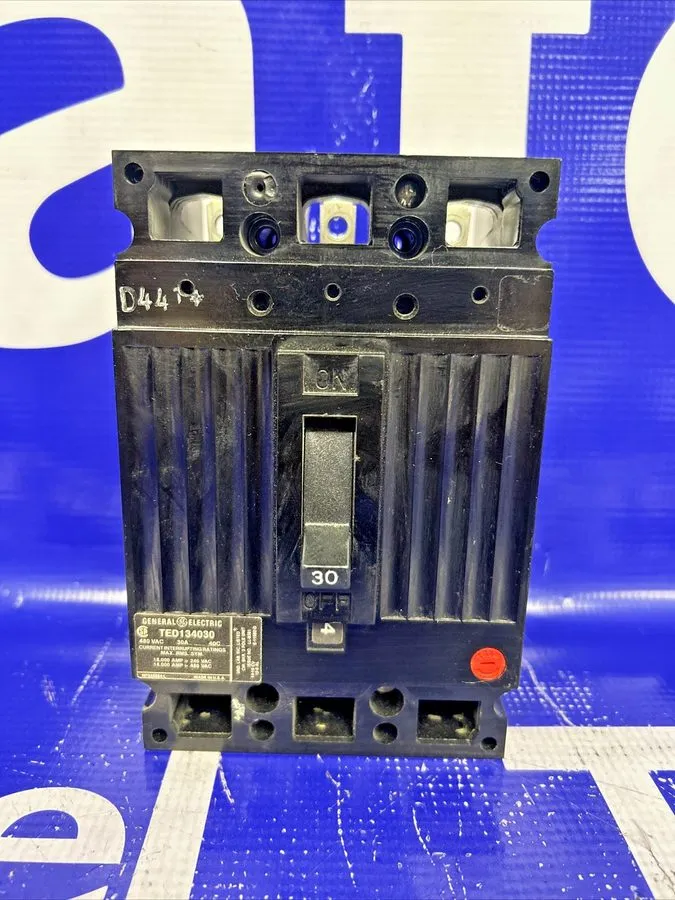 Автоматический выключатель TED134030V 30 Amp 480v 3 Pole GE Industrial Circuit B