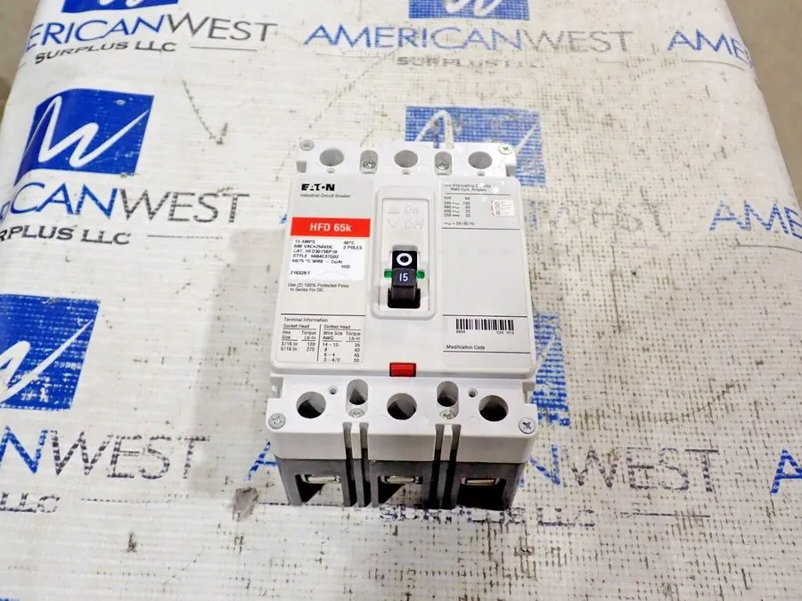 Автоматический выключатель Cutler Hammer HFD3015 3 Pole 15 Amp 600 Volt 65kA@480