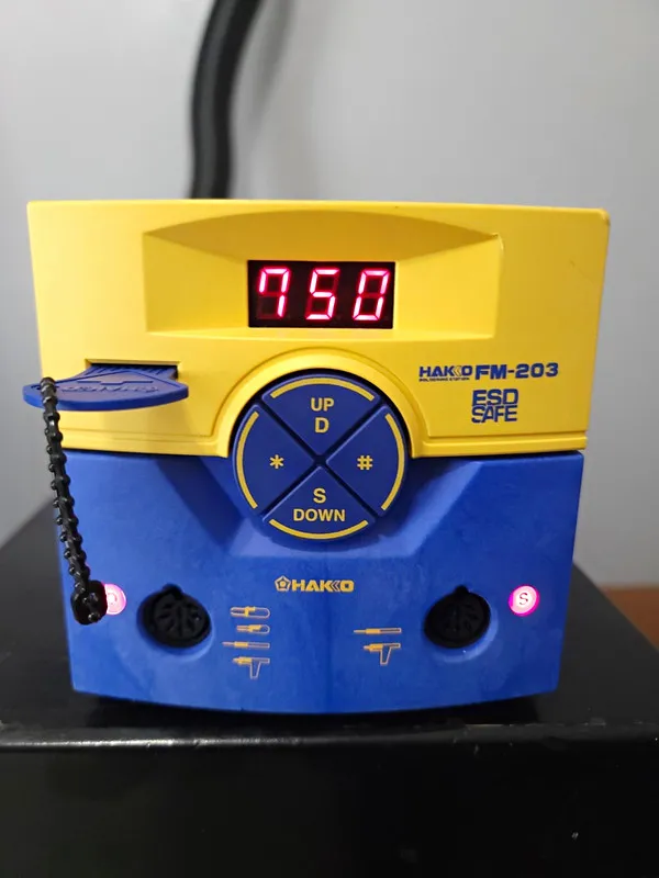 Паяльная станция HAKKO FM-203 Soldering Station Head Unit 220V