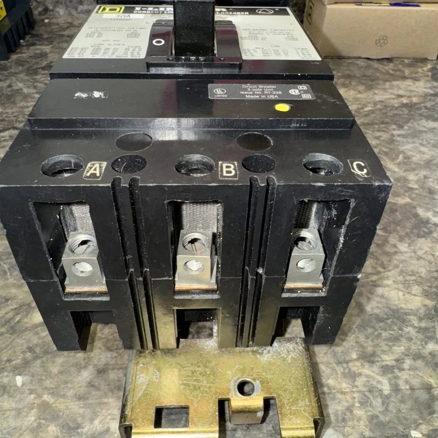 Автоматический выключатель Square D FI36030 30 amp 200kA@480V 3P I line Circuit 