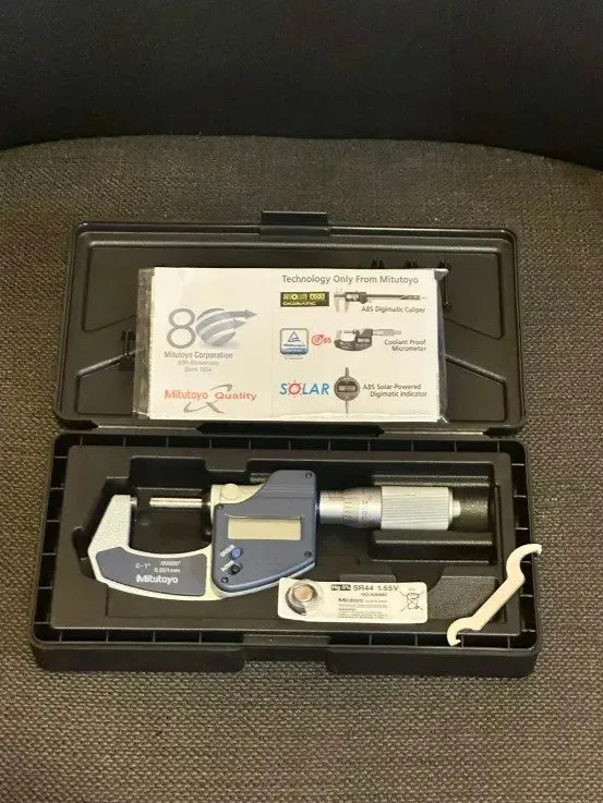 Микрометр Mitutoyo 0-1” 293-832-30 Digital Micrometer w/Hard Case