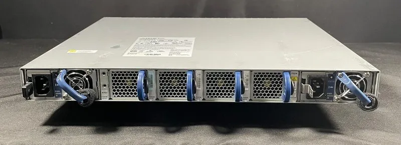 Коммутатор ARISTA DCS-7060CX-32S-R 32x 100GbE QSFP28 & 2x10G SFP+ Switch 2xPSU — фото лота 3