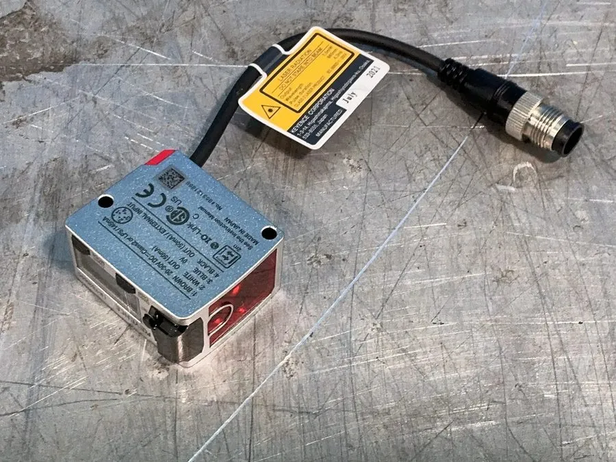Датчик KEYENCE LR-TB2000C Detection Laser Sensor