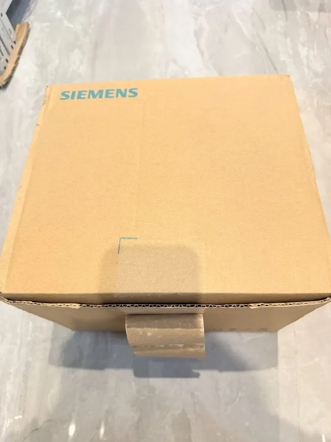Частотный преобразователь 6SL3210-5BE31-5UV0 SIEMENS SINAMICS V20 Inverter