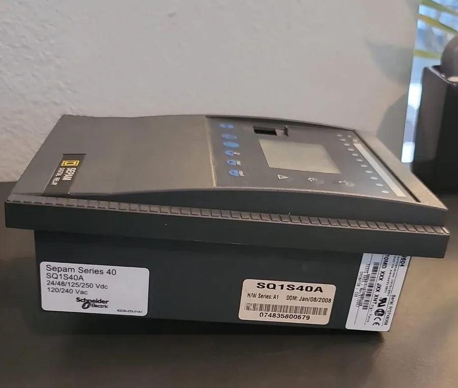 Реле Schneider Electric SQ1S40A Sepam S10MD XXX JXX XNT Base Unit 59604