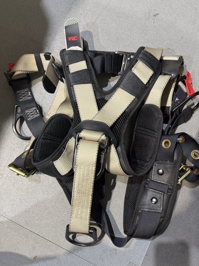 Жгут проводов 3M ELEVATION Fall Protection Safety Positioning Harness L/XL 7551E — фото лота 2
