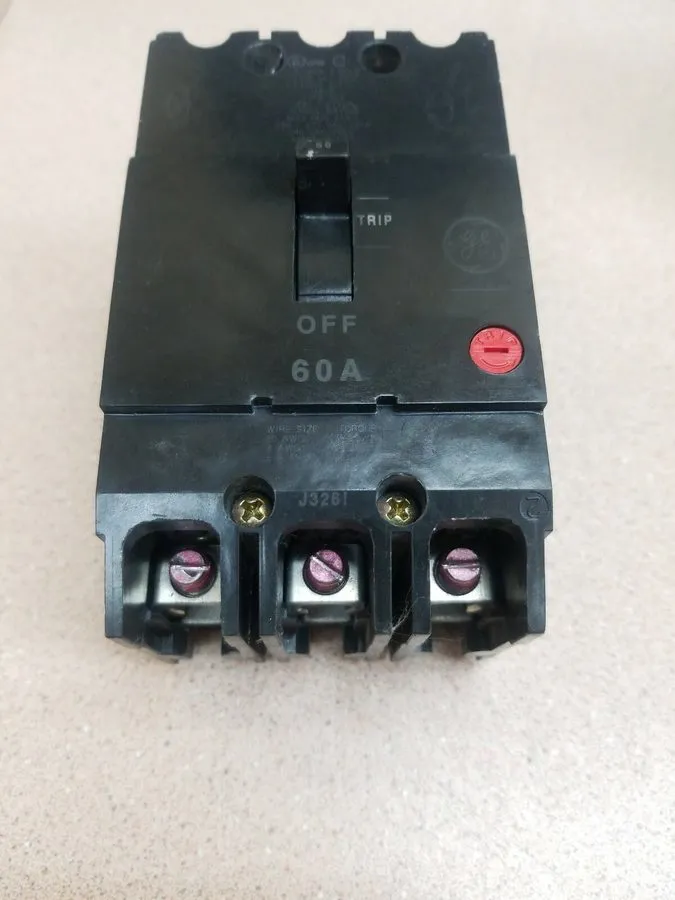 Автоматический выключатель GENERAL ELECTRIC TEY360 TEY 3 POLE 60 AMP 480v CIRCUI