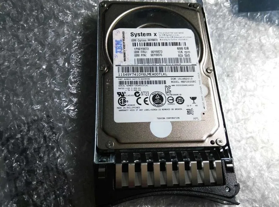 Сервер IBM 600GB 90Y8872 90Y8876 90Y8873 System x 10K 2.5" SFF SAS 6Gb HDD HARD