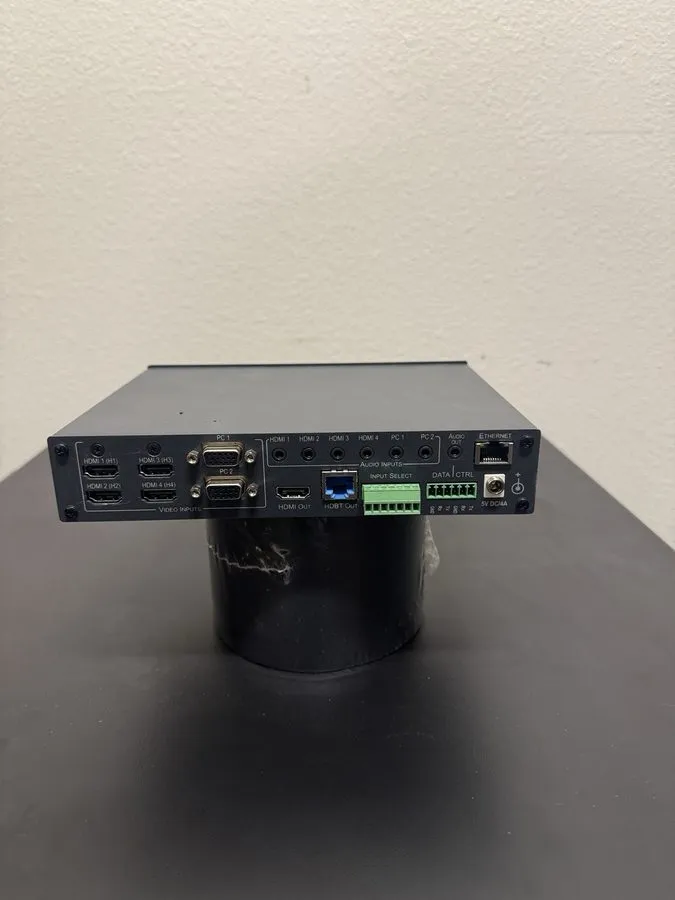Видеокоммутатор KRAMER VP-440 6–Input Presentation Switcher Scaler HDBaseT HDMI