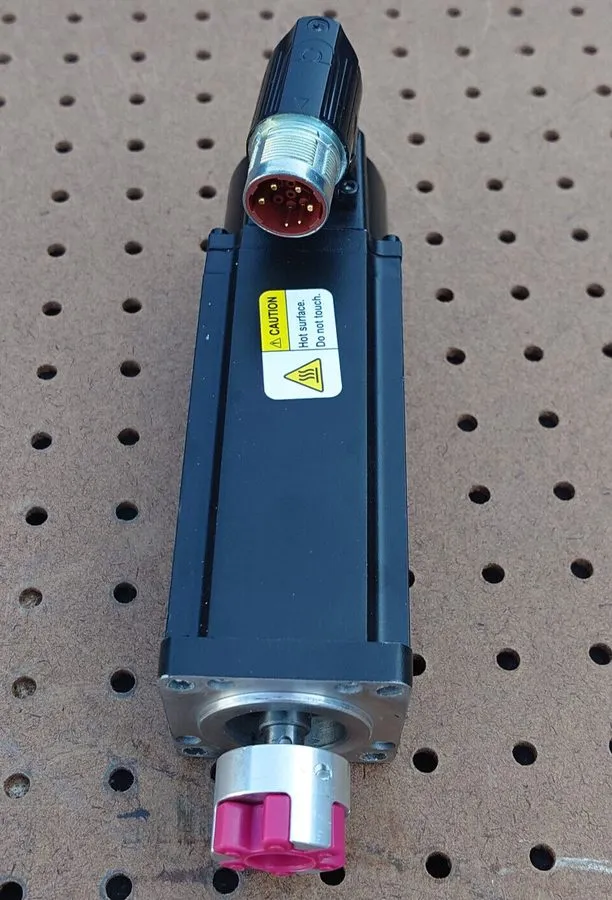 Серводвигатель 2023 Allen Bradley VPL-B0633M-PJ12AA Kinetix Servo Motor 480V AC