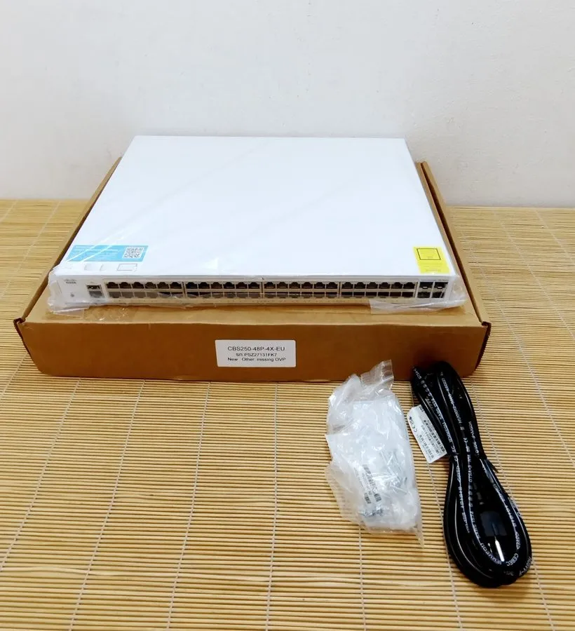Коммутатор Cisco CBS250-48P-4X Gigabit 48-Port Ethernet PoE Smart Managed Switch