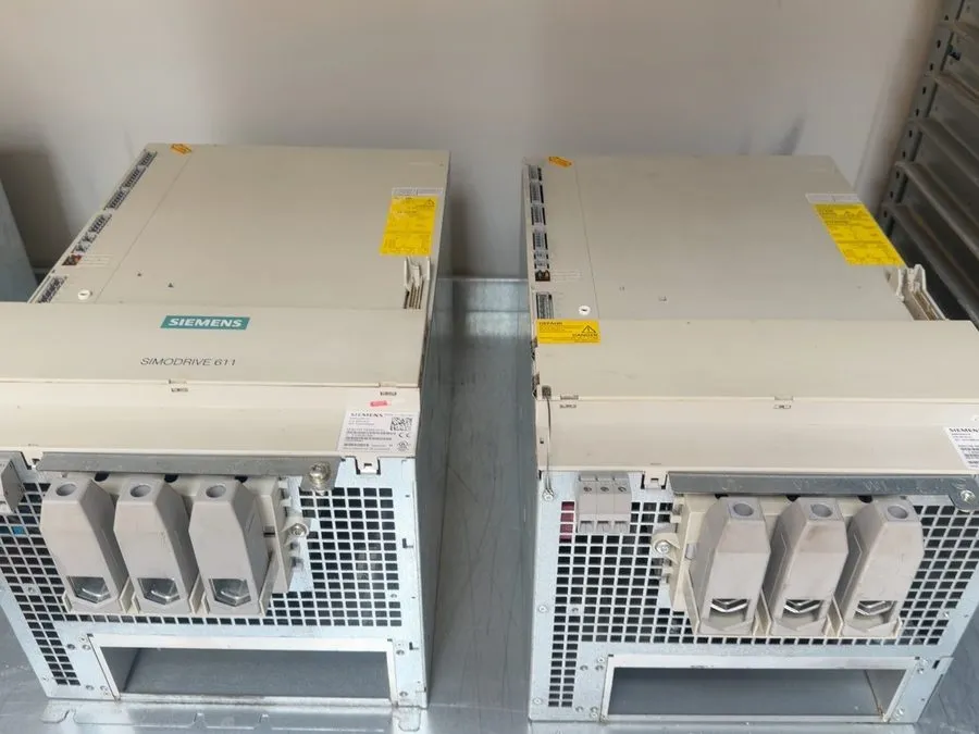 Сервоусилитель SIEMENS 6SN1123-1AA01-0FA1 Simodrive 611 Power Module 1 Axis, 200 — фото лота 2