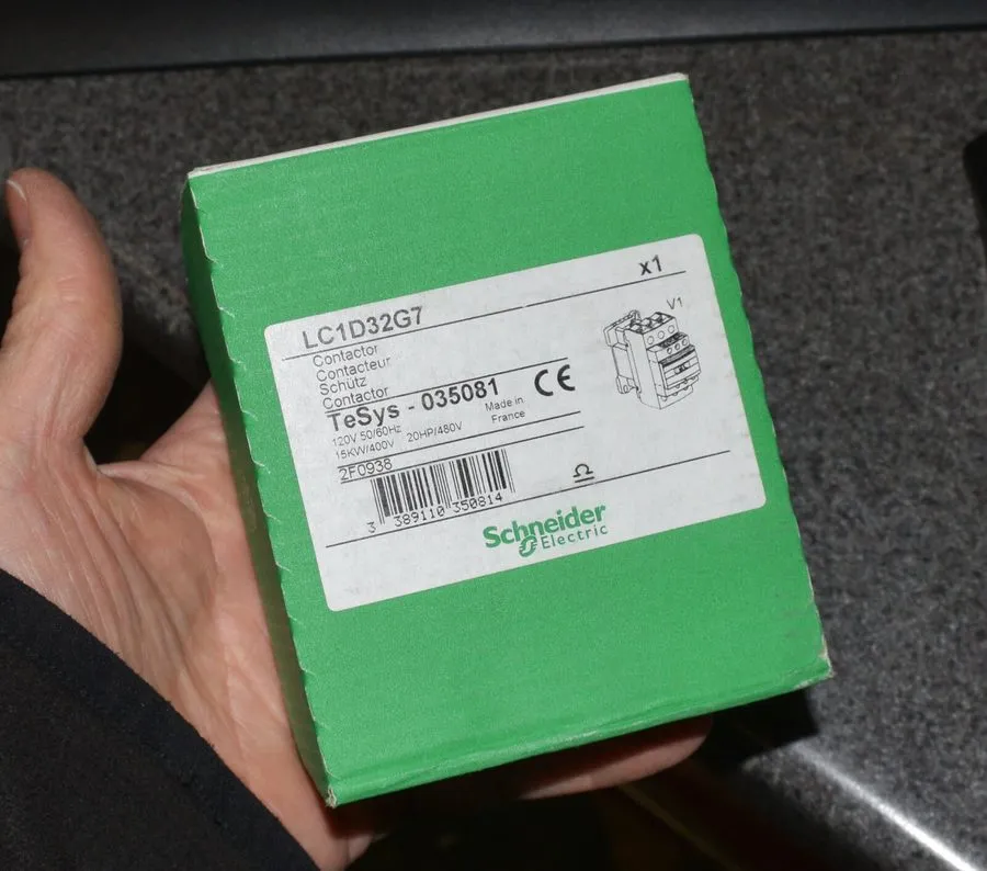 Контактор TESYS SCHNEIDER LC1D32G7 035081 CONTACTOR RELAY