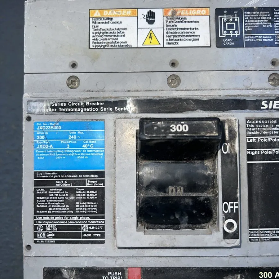 Автоматический выключатель Siemens Sentron Series JXD23B300 300A 3-Phase 3-Pole