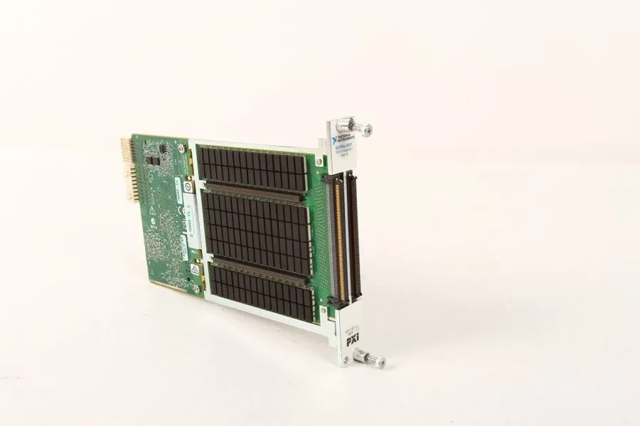 Модуль National Instruments PXIe-2531 PXI Matrix Switch Module With NI TB-2648 — фото лота 2