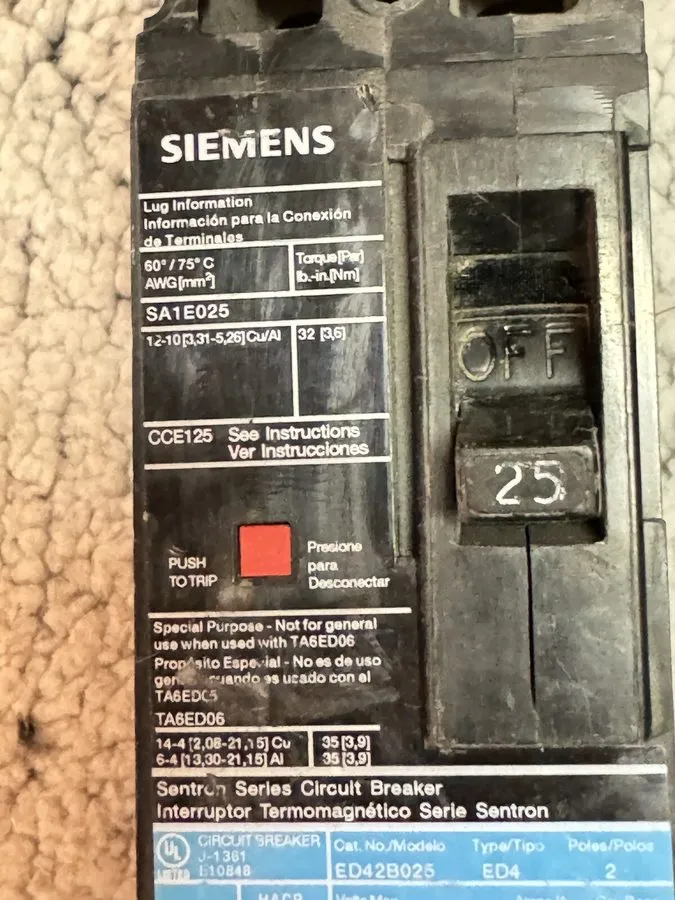 Автоматический выключатель Siemens SA1E025 Sentron 25 Amp Circuit Breaker ED42B0