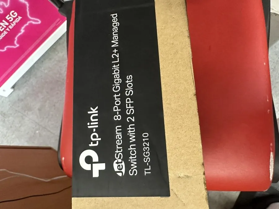 Коммутатор TP-LINK TL-SG3210 Gigabit 8-Port Managed Switch Damage Box
