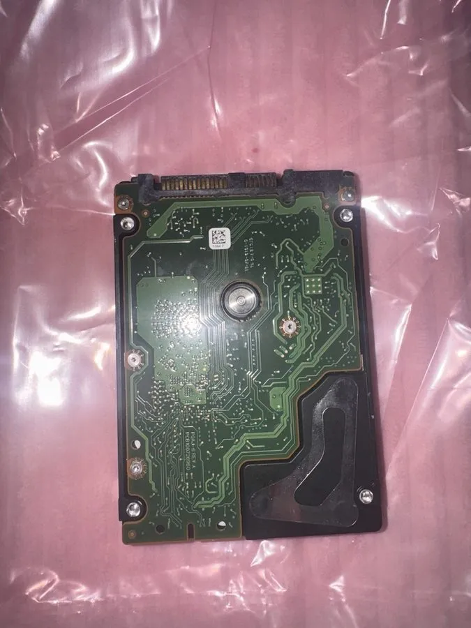 Жёсткий диск Seagate Savvio 10K.6 ST300MM0026 600GB SAS 2.5" 10000RPM 64MB Hot S — фото лота 1