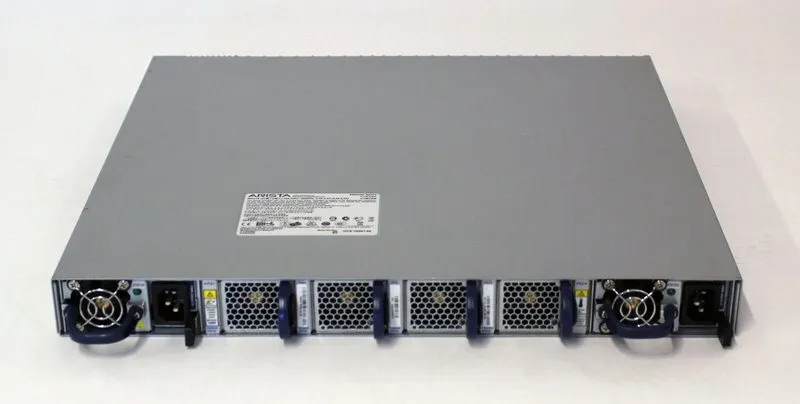 Коммутатор DCS-7050T-64-R Arista 7050 48-port 1/10GBASE-T Switch with 4x QSFP+ U — фото лота 3