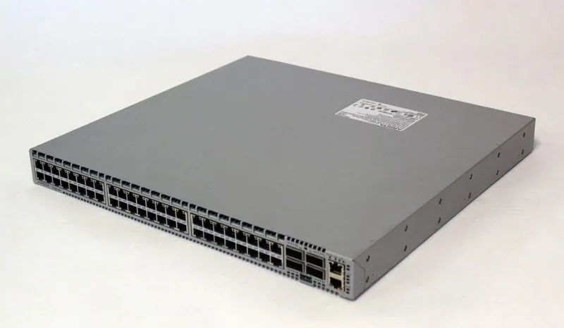 Коммутатор DCS-7050T-64-R Arista 7050 48-port 1/10GBASE-T Switch with 4x QSFP+ U — фото лота 4