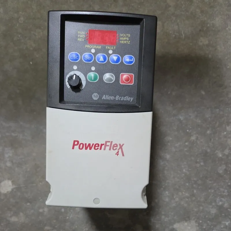 Частотный преобразователь Allen-Bradley PowerFlex 22A-V4P5N104 3-Phase Variable  — фото лота 1